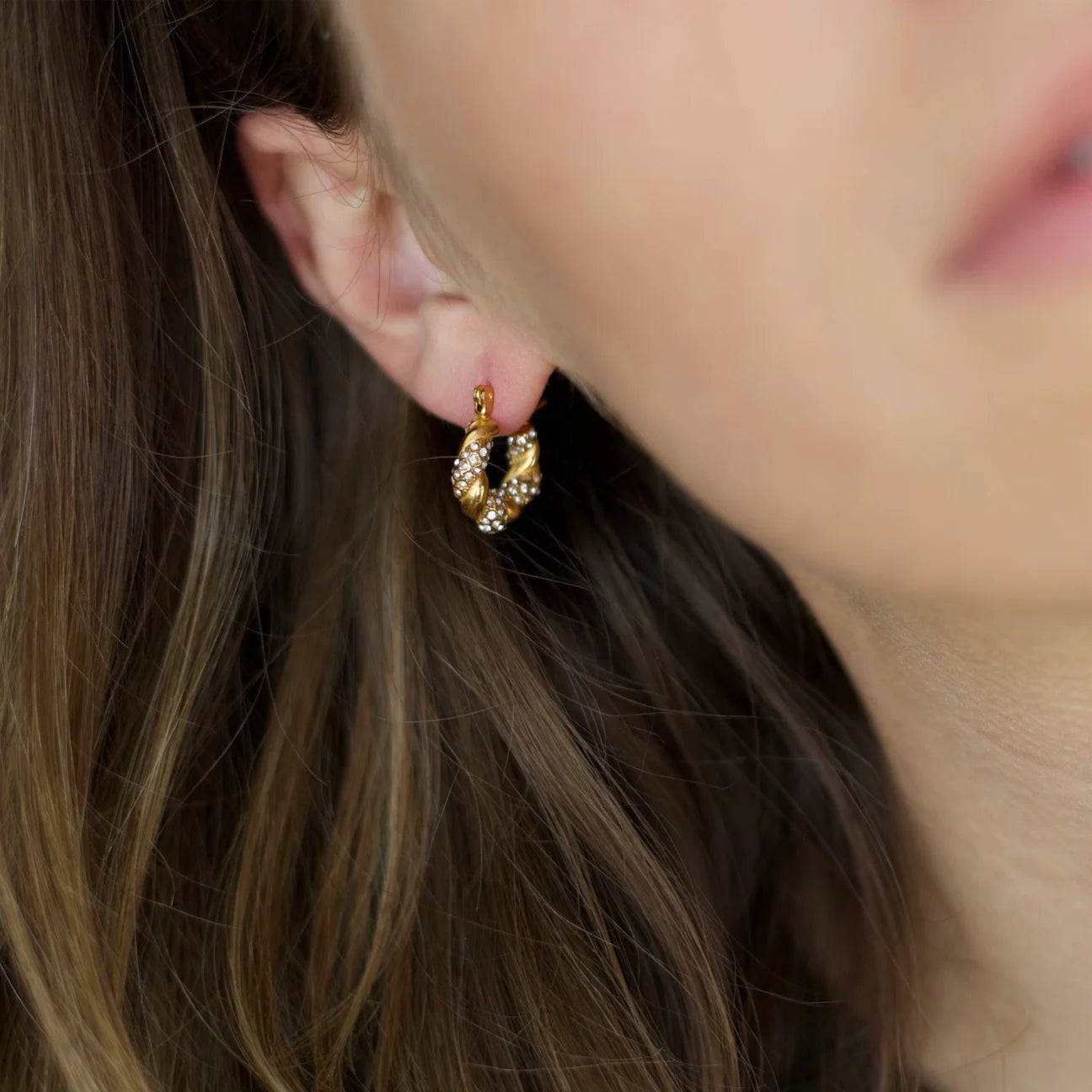 DALIDA WHITE | EARRINGS